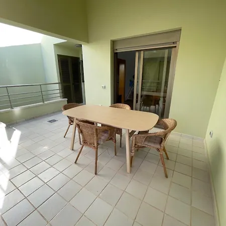 Patios Ελ Μέντανο